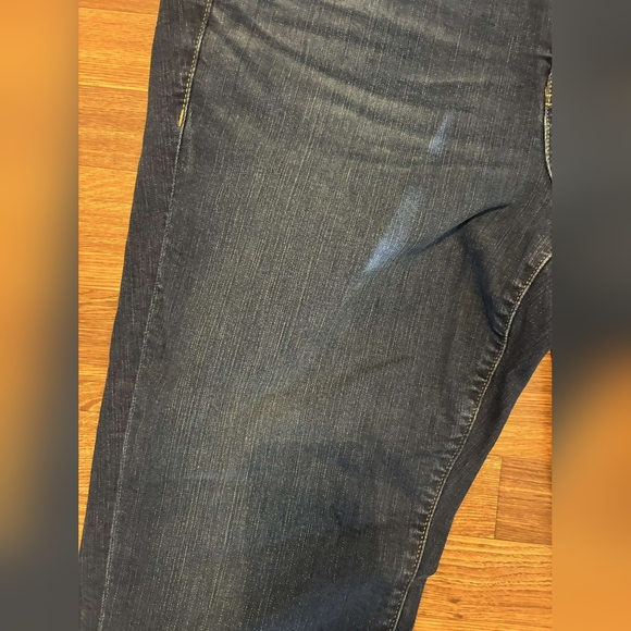 Brand new with tags Torrid 18 short women's jeans - Picture 5 of 13